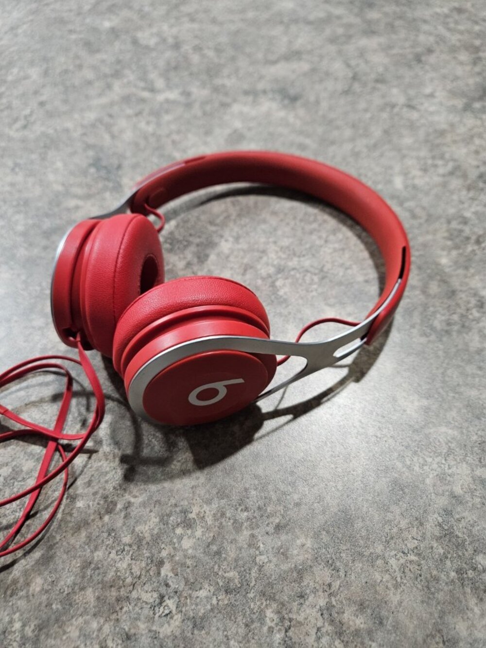 Beats EP Red Wired On-Ear 3.5mm Headphones